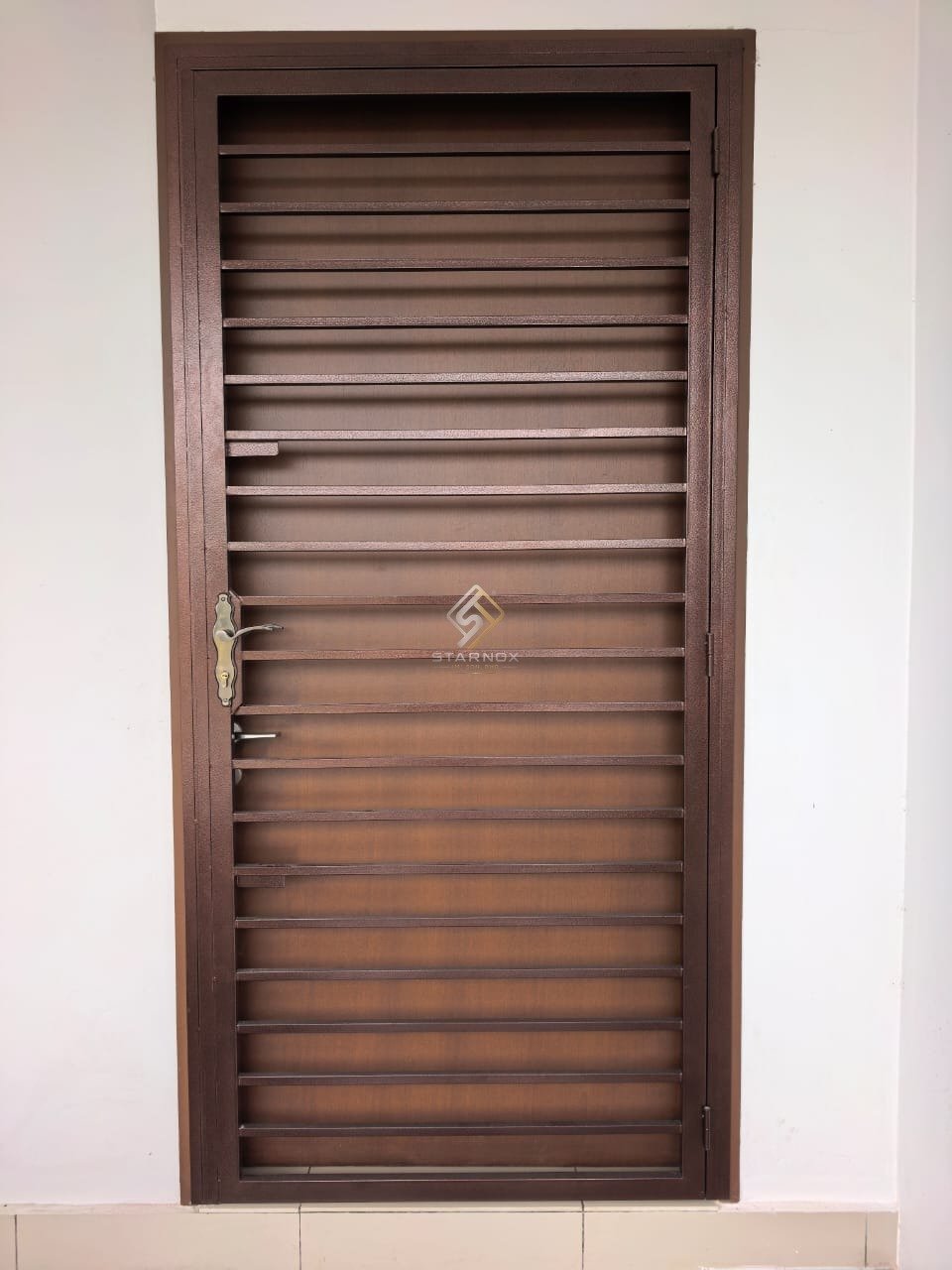 Iron Door by Starnox - example 2