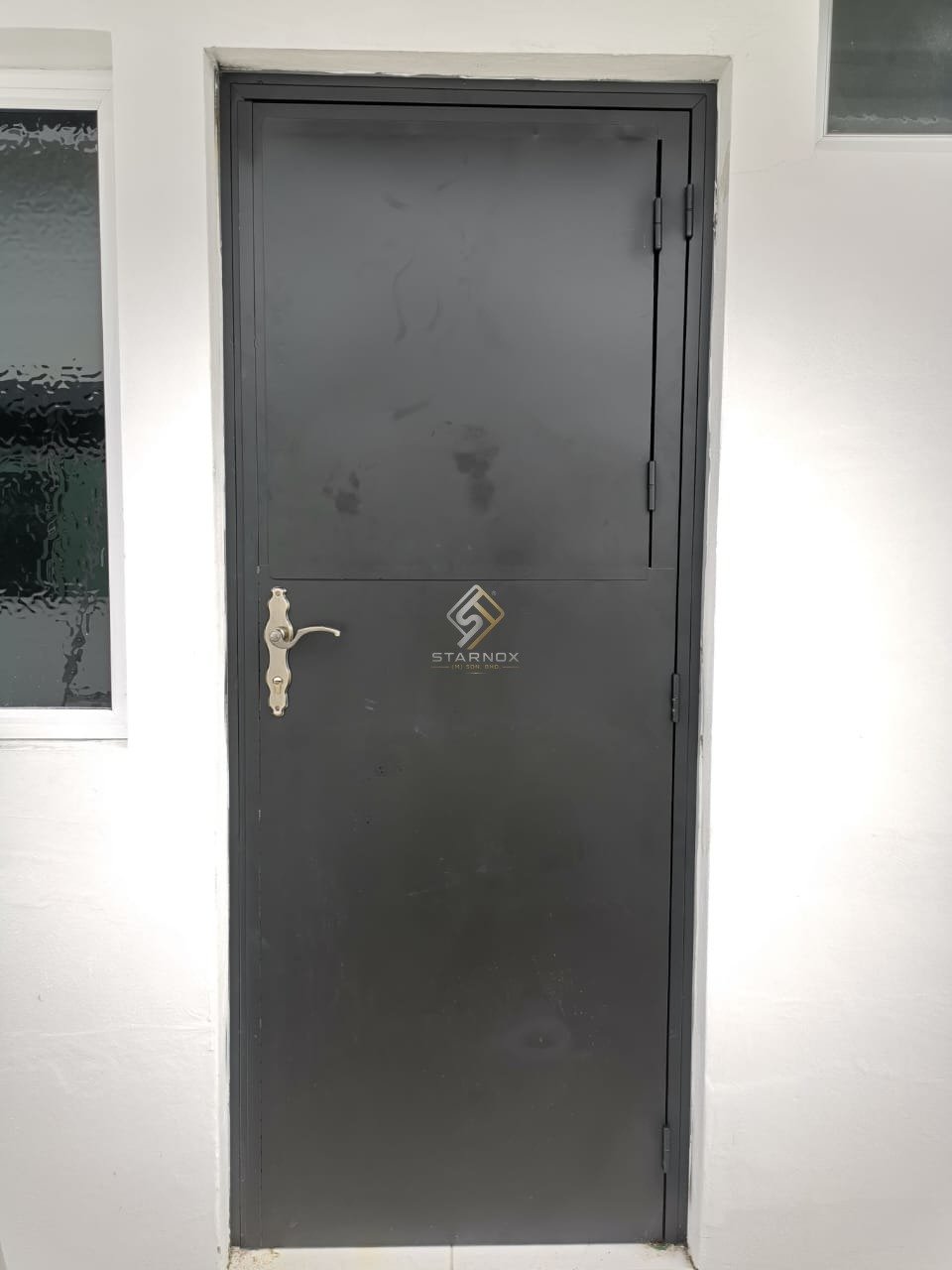 Iron Door by Starnox - example 4