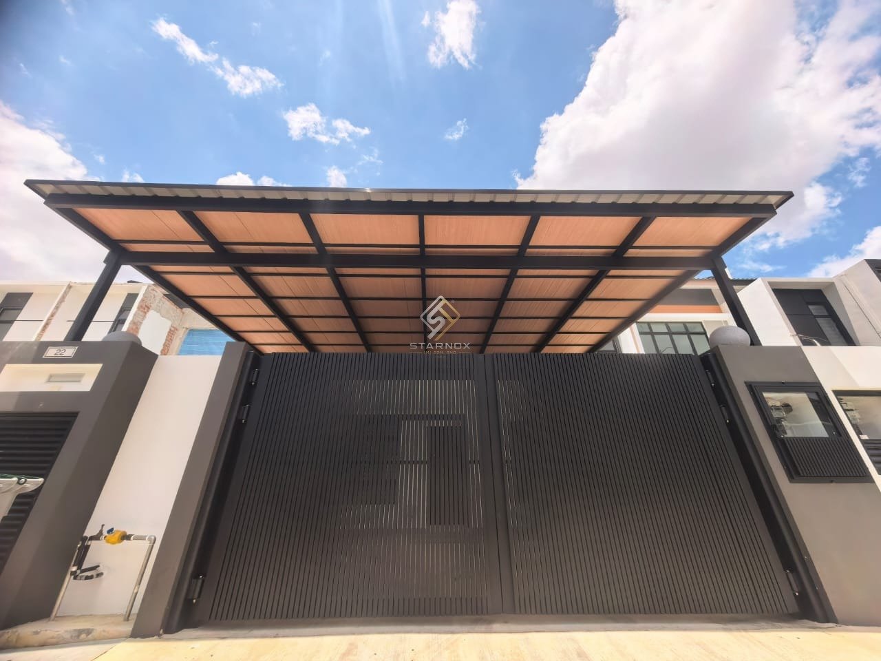 Roofing/Awning Metal Deck by Starnox - example 2